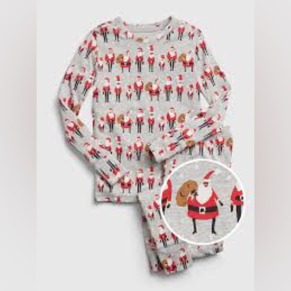 Gap Kids 100% Organic Cotton Santa Print PJ Set size 6